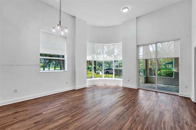 Building Photo - 510 NW 84th Ave