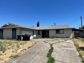 Building Photo - 4617 Livingston Way