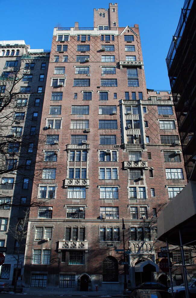 Viewed from Gramercy Park East - 44 Gramercy Park N