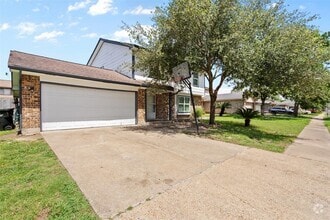 Building Photo - 4707 Cairnsean St