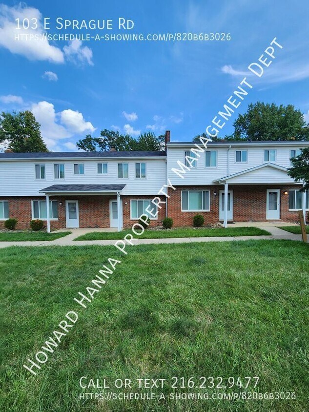 Foto principal - 3 Bedroom Townhome For Rent in Seven HIlls