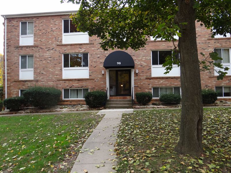 Primary Photo - 100 Everhard Rd SW