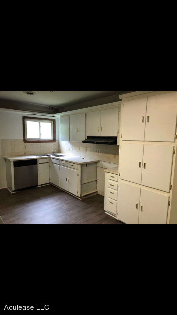 Foto del edificio - 4 br, 2 bath House - 901 Pine