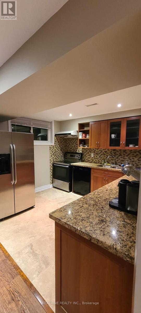 Building Photo - 463 Cavell Dr