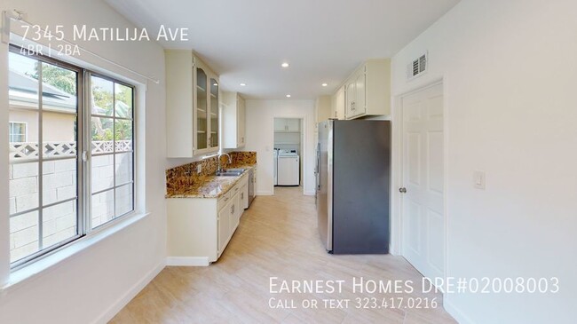 Building Photo - 7345 Matilija Ave Van Nuys, CA 91405