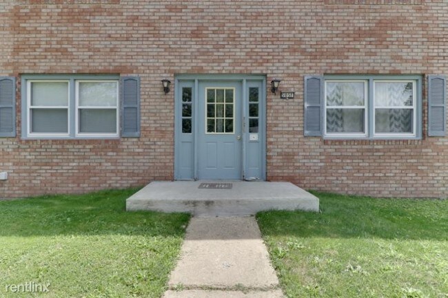 Building Photo - 505 E Cypress St
