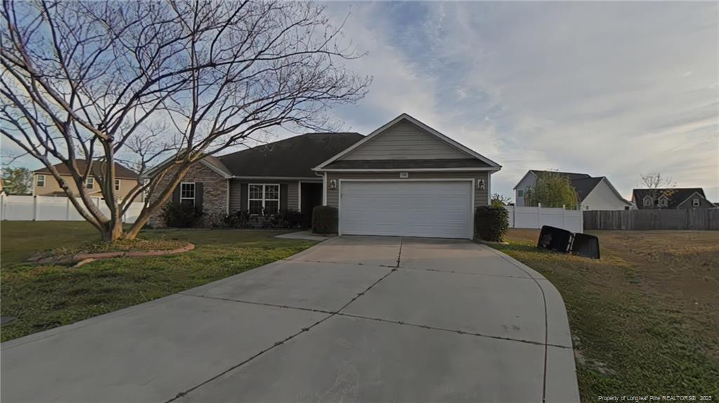 Foto principal - 134 Emerywood Ct