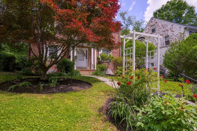 Building Photo - Charming & Spacious Colonial in N Cleveland Park w/Park-Like Rear Garden & Detached Garage
