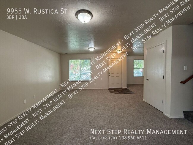 Foto del edificio - 9955 W Rustica St