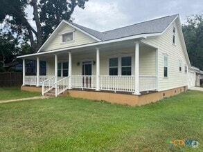 Building Photo - 317 S Magnolia Ave