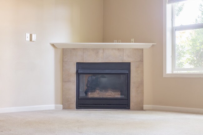 Foto principal - 15054 NW Central Dr