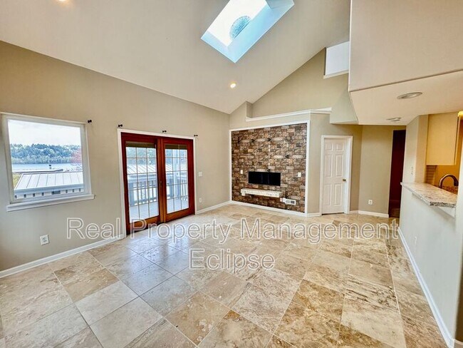 Building Photo - 3836 West Lake Sammamish Pkwy NE