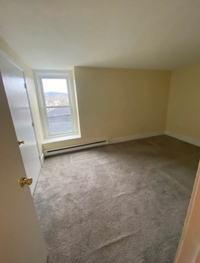 Building Photo - 23 Main St