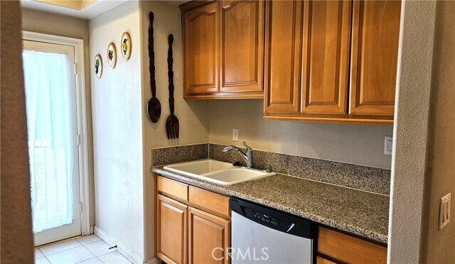 Building Photo - 273 S Arroyo Dr
