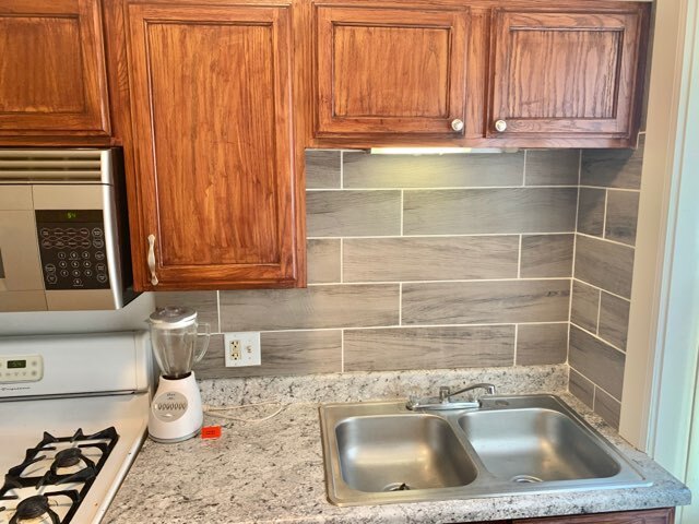 Building Photo - 2840 W 66th St