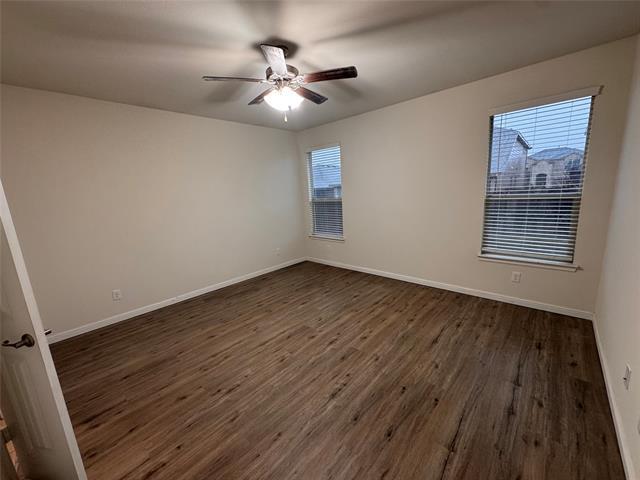 Foto del edificio - 9121 Stormcrow Dr