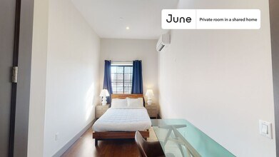 Building Photo - Room in Shared 4 bed/2 bath home in Bedford-Stuyvesant