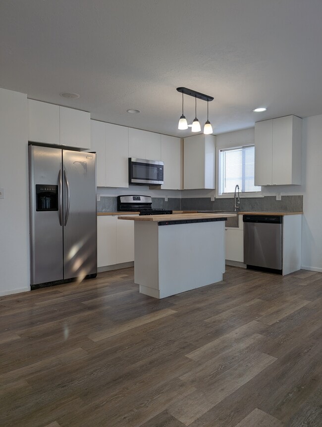 Foto del edificio - 2424 Morning Dove Ct NW