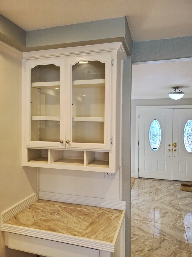 Building Photo - 19 Cobblestone Ct
