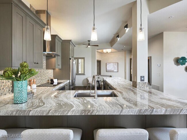 Foto del edificio - 7655 Pebble Creek Cir