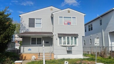 Building Photo - 208 McAdoo Ave