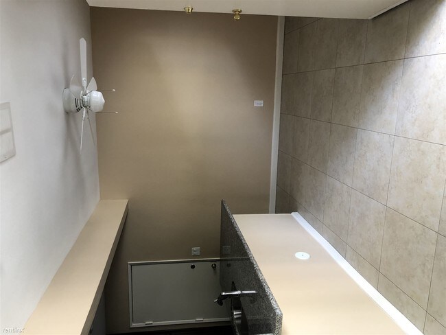 Foto del edificio - 4 br, 2 bath House - 3316 7th St.