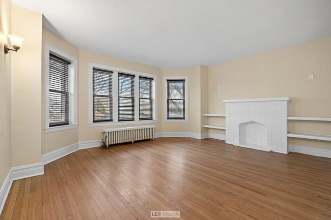 Building Photo - 3112 Grove Ave