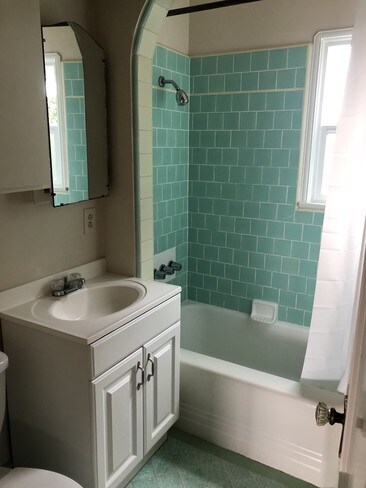 Foto del edificio - 914 E 68th St