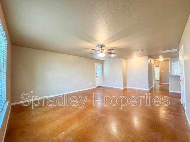 Building Photo - 1537 Chance Ct