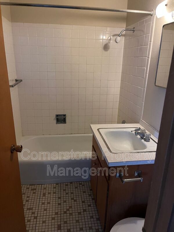 Foto del edificio - 723 7th Ave N