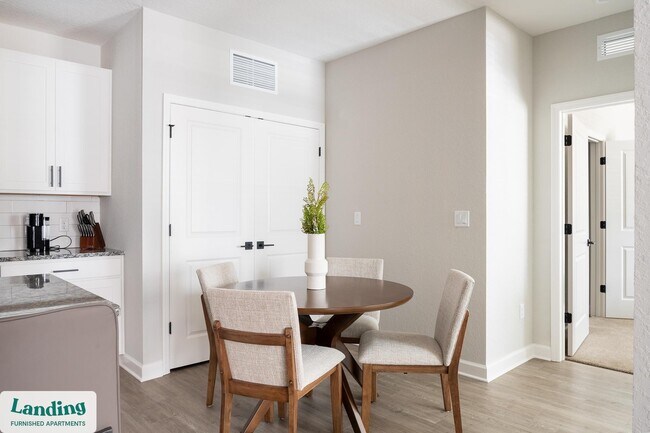 Building Photo - 84 San Filippo Dr SE