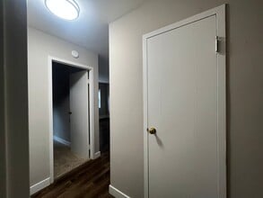 Interior Photo - 1560 N. Prospect Ave.