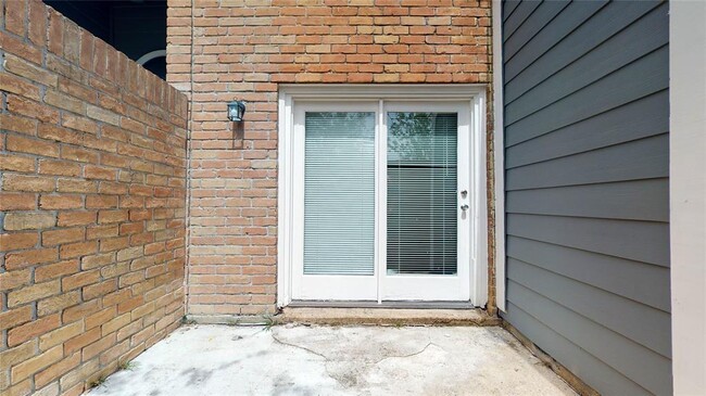 Building Photo - 6222 Crakston St