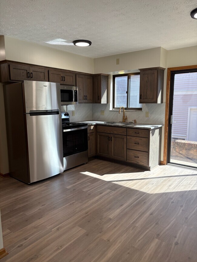 Foto del edificio - 1812 2nd St