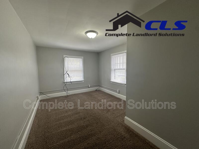 Building Photo - 1709 Crawford St