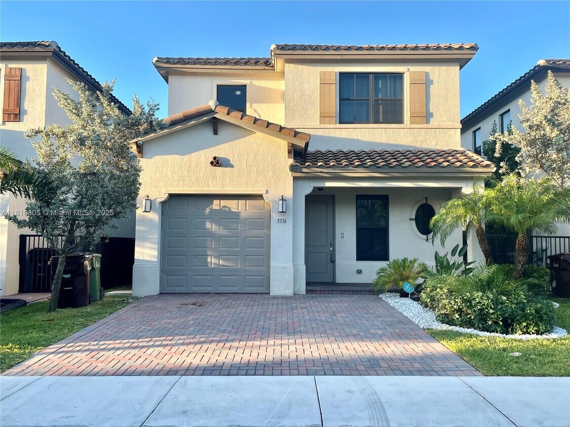 Primary Photo - 3316 W 98th Pl
