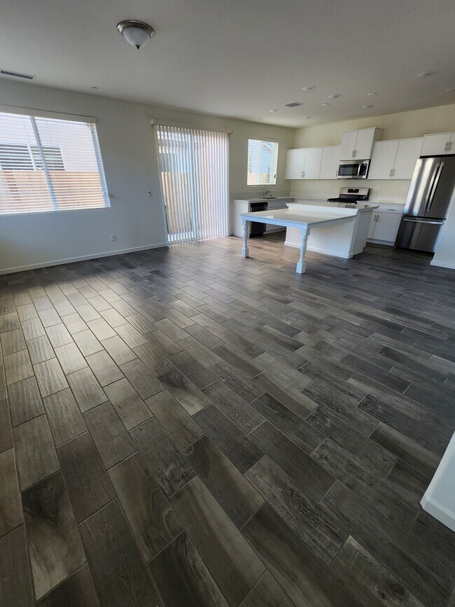 Building Photo - 2019 Raphael Ln