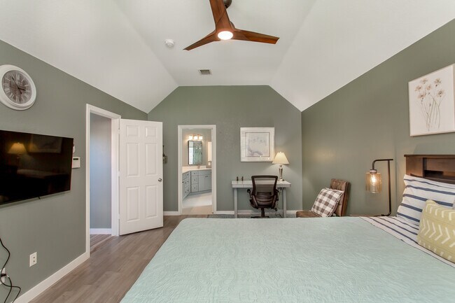 Building Photo - 8248 Mura Dr