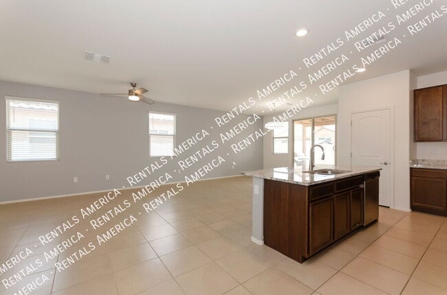 Building Photo - 5631 S Ruby Quin Pl