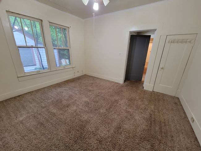 Building Photo - 1521 Garland Ave