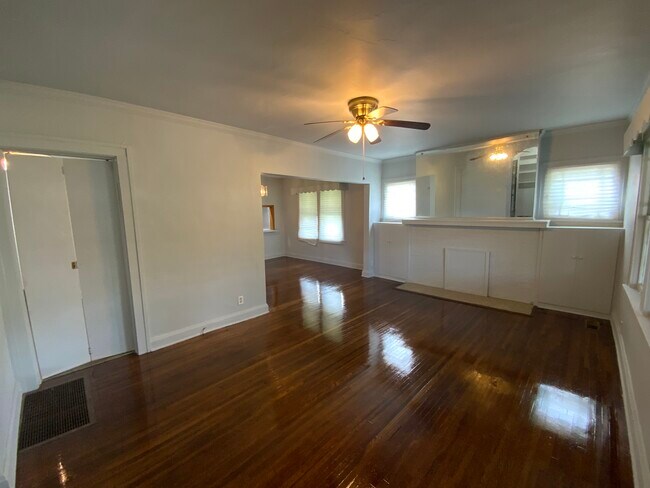 Foto del edificio - 1217 Harmon St