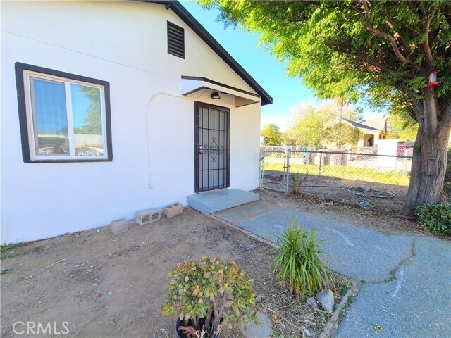 Foto principal - 908 W Hays St