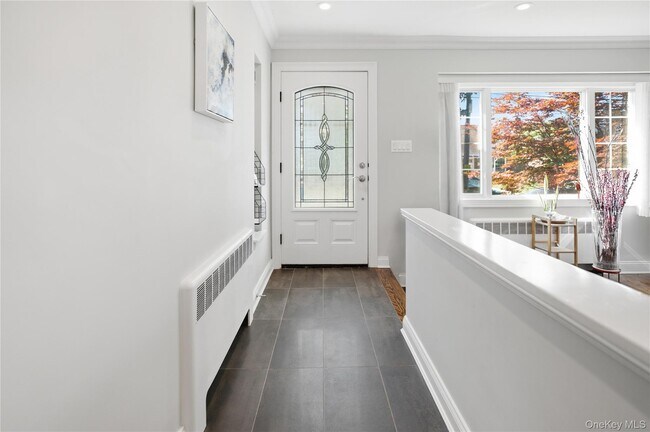 Foto del edificio - 1641 Falmouth Ave