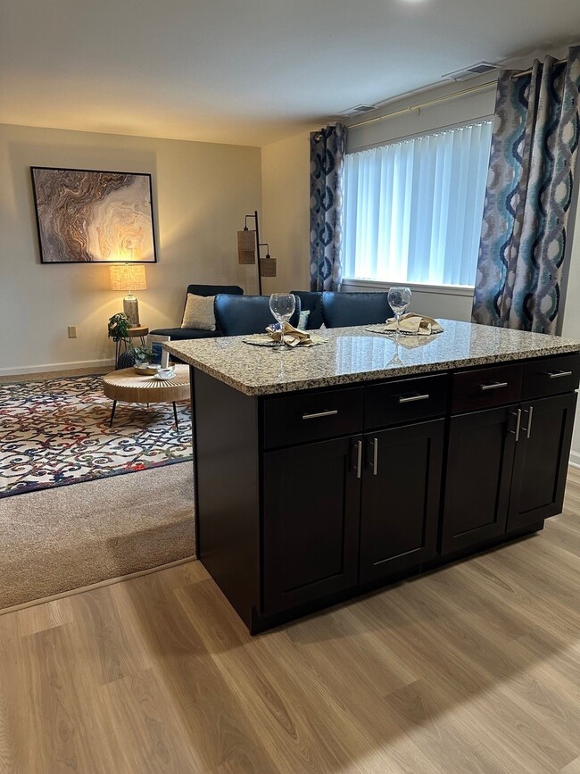 Foto del edificio - Plum Tree Apartments