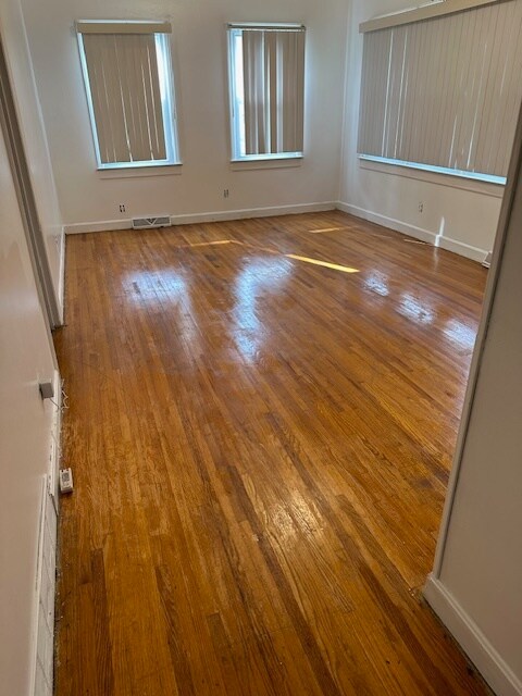 Foto del edificio - 312 Lawndale Ave