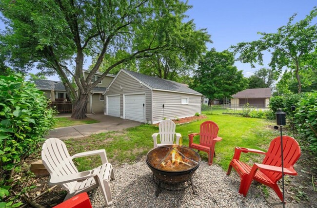 Garage exterior/Backyard view - 1748 Sheridan Ave