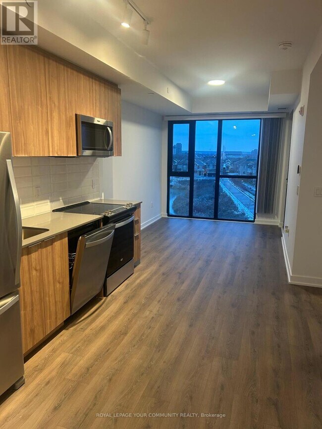 Building Photo - 720 Whitlock Ave