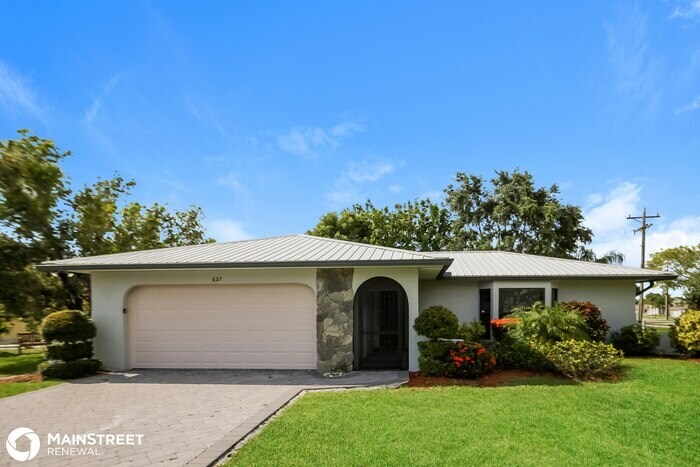 Foto principal - 627 SE 19th Ln