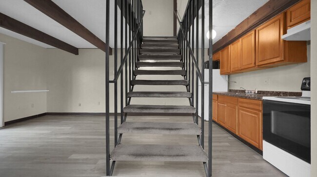 Foto del edificio - 1 Bedroom Townhouse Apartment