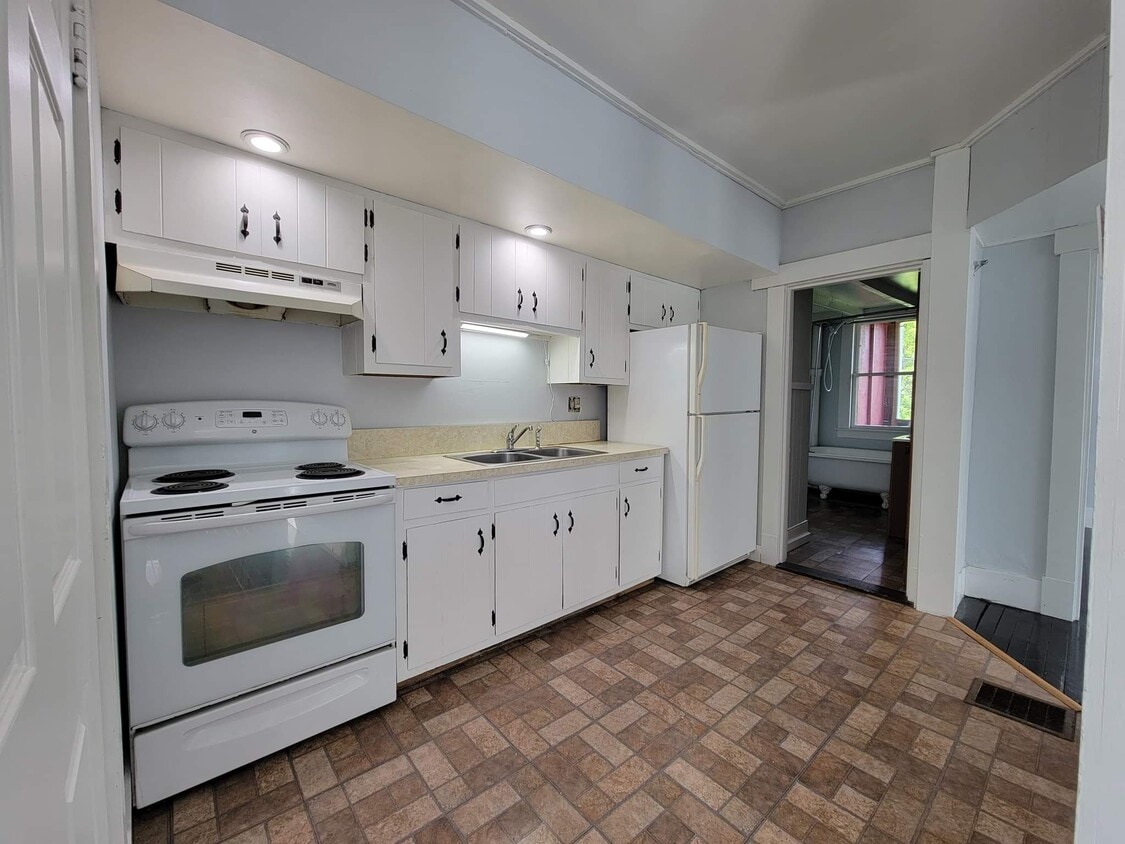 3080 VT14, Plainfield, VT 05667 Apartments in Plainfield, VT